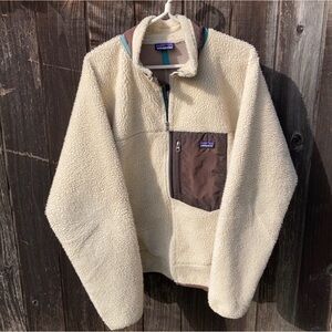Patagonia Cream and Brown Fleece Jacket